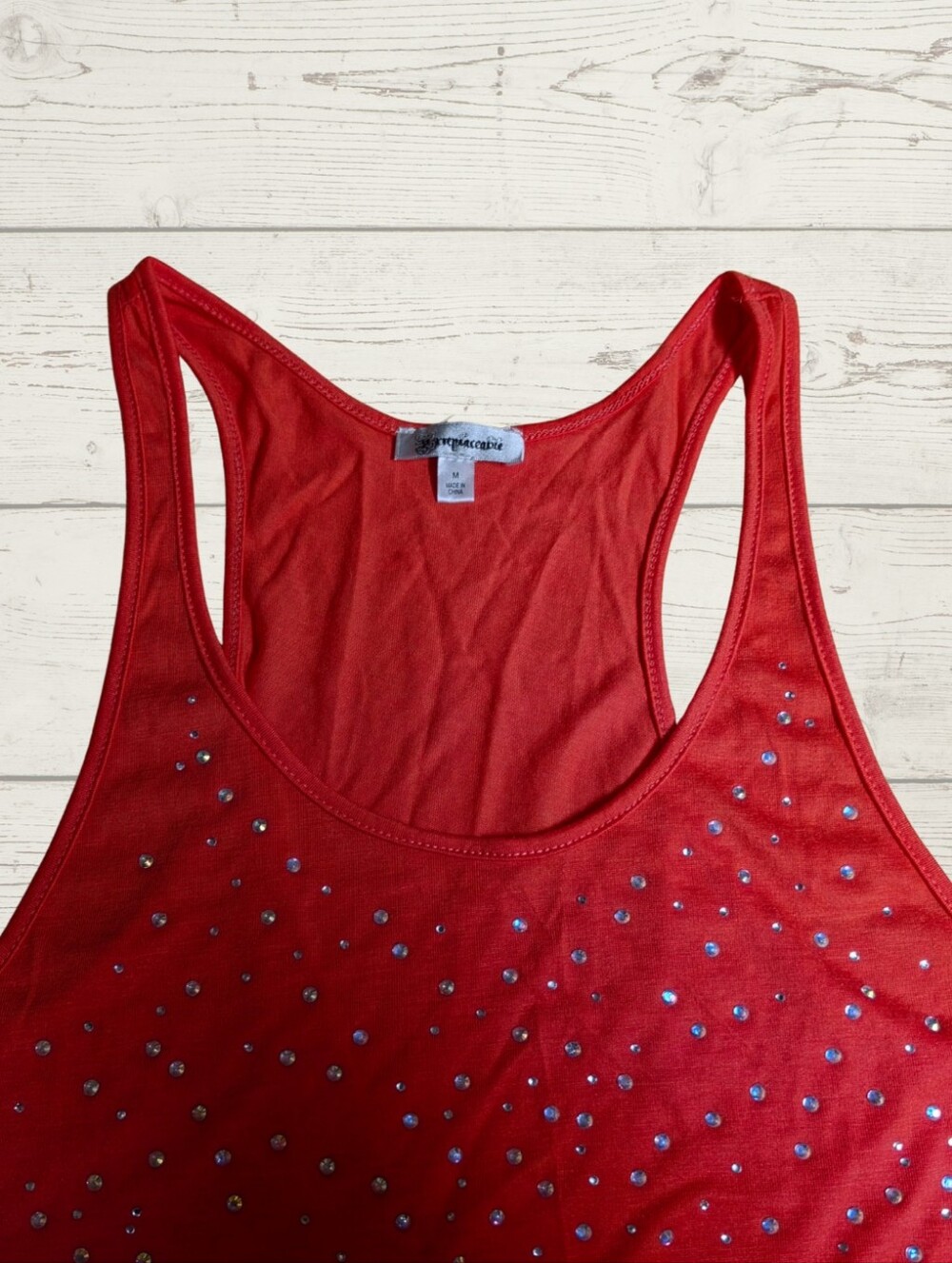 NWT Irreplaceable Red Rhinestone Bedazzled Racerback Tank Top Flared Medium - Picture 2 of 8